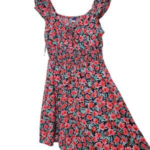 Old Navy Dress Size Medium Floral Print On/Off Shoulder Ruffle.  New